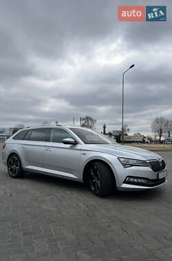 Универсал Skoda Superb 2020 в 