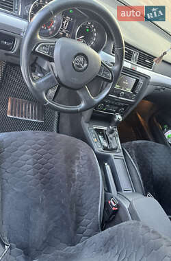 Лифтбек Skoda Superb 2013 в 