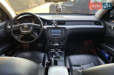 Универсал Skoda Superb 2011 в 
