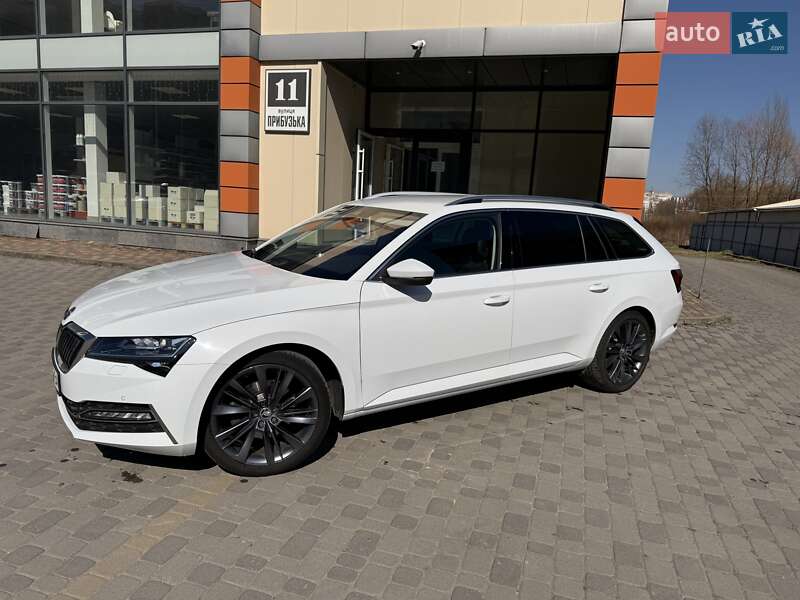 Універсал Skoda Superb 2020 в Хмельницькому