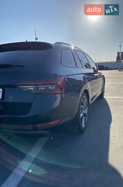 Універсал Skoda Superb 2020 в 