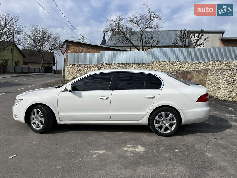 Ліфтбек Skoda Superb 2013 в Тернополі