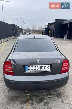 Лифтбек Skoda Superb 2006 в 