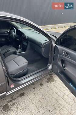 Лифтбек Skoda Superb 2006 в 
