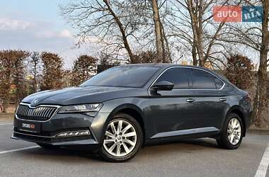 Ліфтбек Skoda Superb 2020 в 
