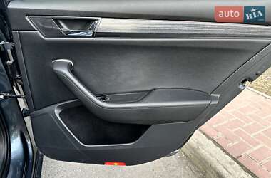 Ліфтбек Skoda Superb 2020 в 