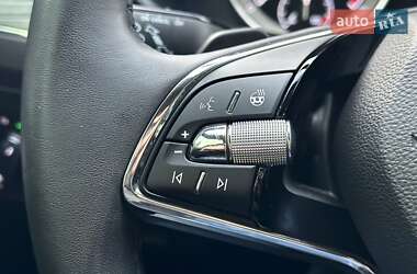 Ліфтбек Skoda Superb 2020 в 