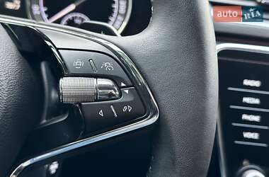 Ліфтбек Skoda Superb 2020 в 