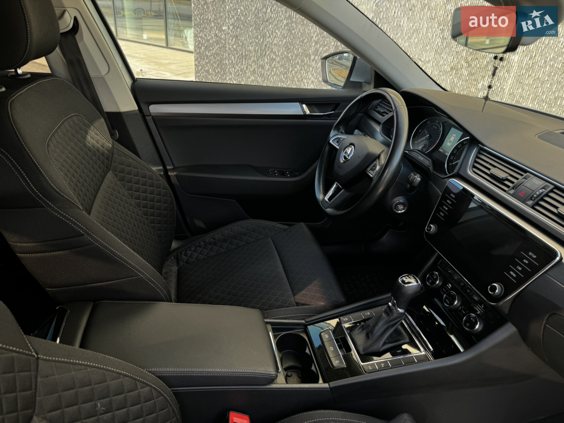 2019 Skoda Superb - мініатюра 13