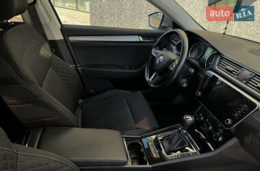 Лифтбек Skoda Superb 2019 в Ужгороде