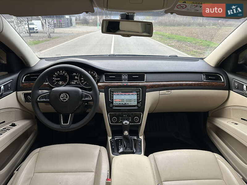 Универсал Skoda Superb 2014 в Хусте