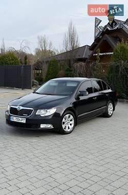 Ліфтбек Skoda Superb 2013 в Стрию