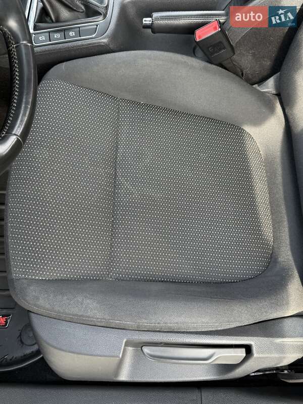 Лифтбек Skoda Superb 2013 в Стрые