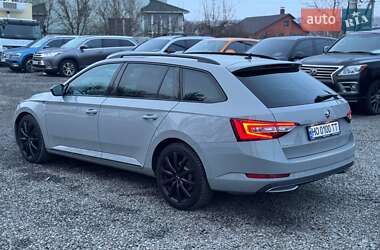 Универсал Skoda Superb 2018 в 