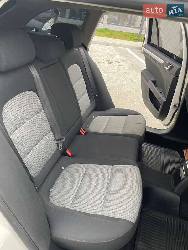 Универсал Skoda Superb 2010 в Львове