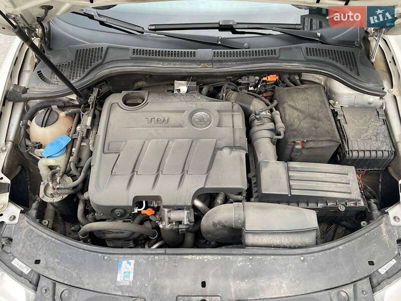 Универсал Skoda Superb 2010 в Львове