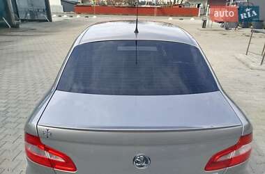 Лифтбек Skoda Superb 2009 в 