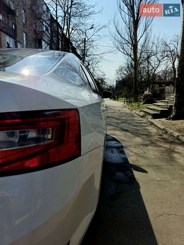 Ліфтбек Skoda Superb 2016 в Києві фото 13 Ліфтбек Skoda Superb 2016 в Києві