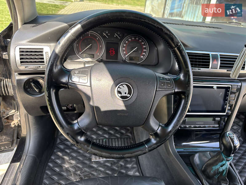 Ліфтбек Skoda Superb 2006 в Житомирі