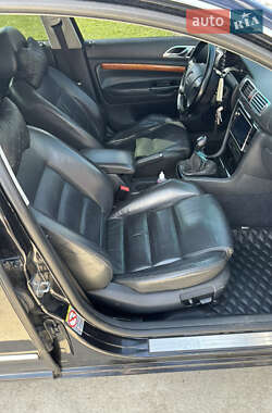 Лифтбек Skoda Superb 2006 в 