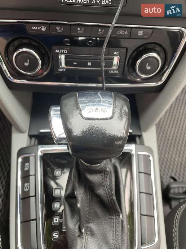 Універсал Skoda Superb 2010 в Рівному