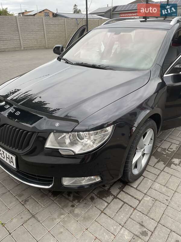 Універсал Skoda Superb 2010 в Рівному