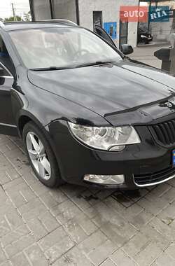 Универсал Skoda Superb 2010 в 