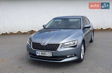 Лифтбек Skoda Superb 2018 в 