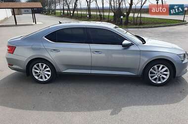 Лифтбек Skoda Superb 2018 в 