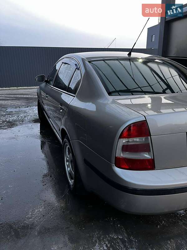 Ліфтбек Skoda Superb 2007 в Хмельницькому