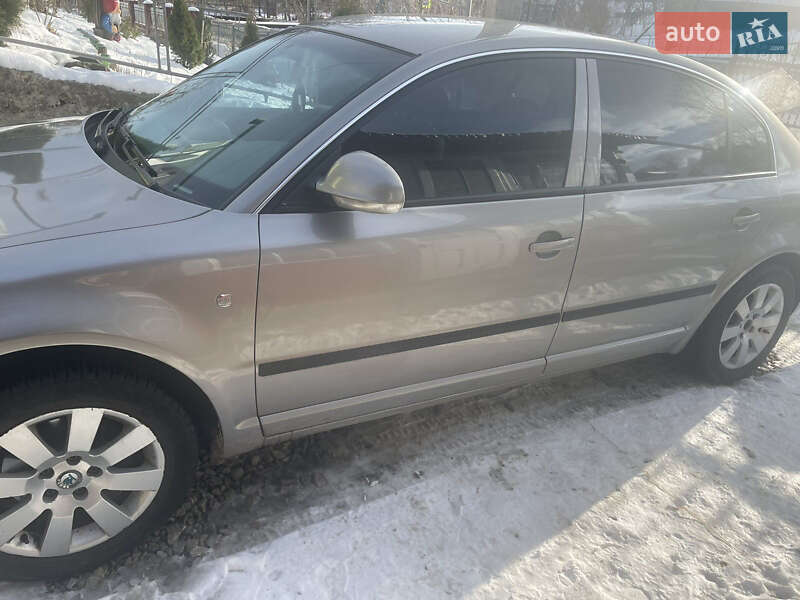 Skoda Superb 2007