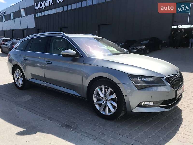 Универсал Skoda Superb 2015 в Львове