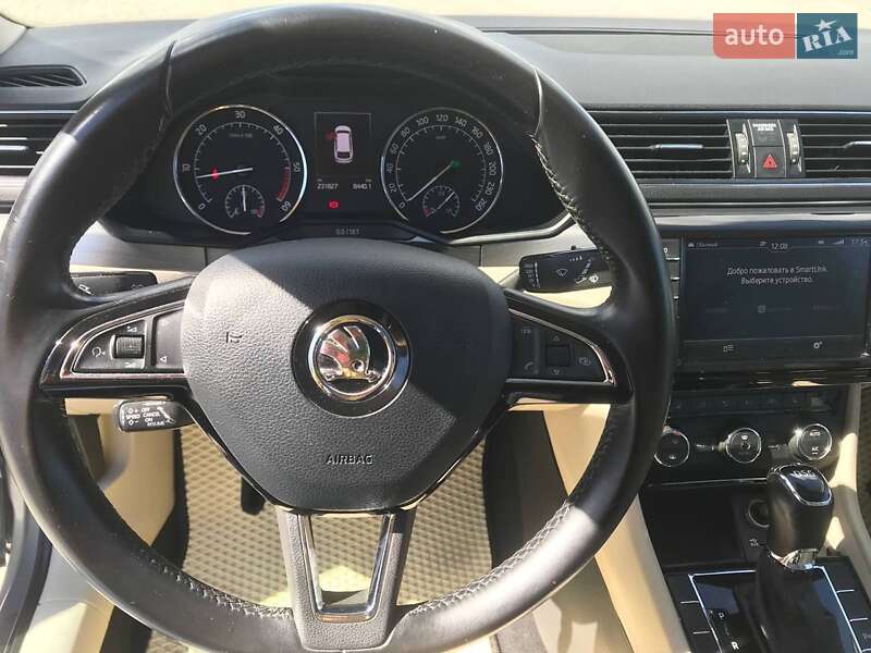 Универсал Skoda Superb 2015 в Львове
