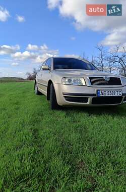 Ліфтбек Skoda Superb 2005 в 