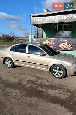 Ліфтбек Skoda Superb 2005 в 