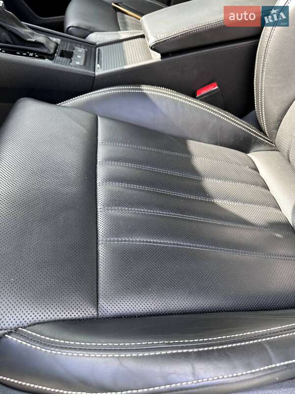 Універсал Skoda Superb 2019 в Хмельницькому