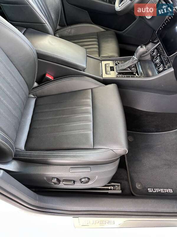Універсал Skoda Superb 2019 в Хмельницькому