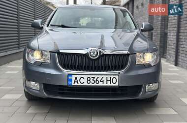 Лифтбек Skoda Superb 2009 в 
