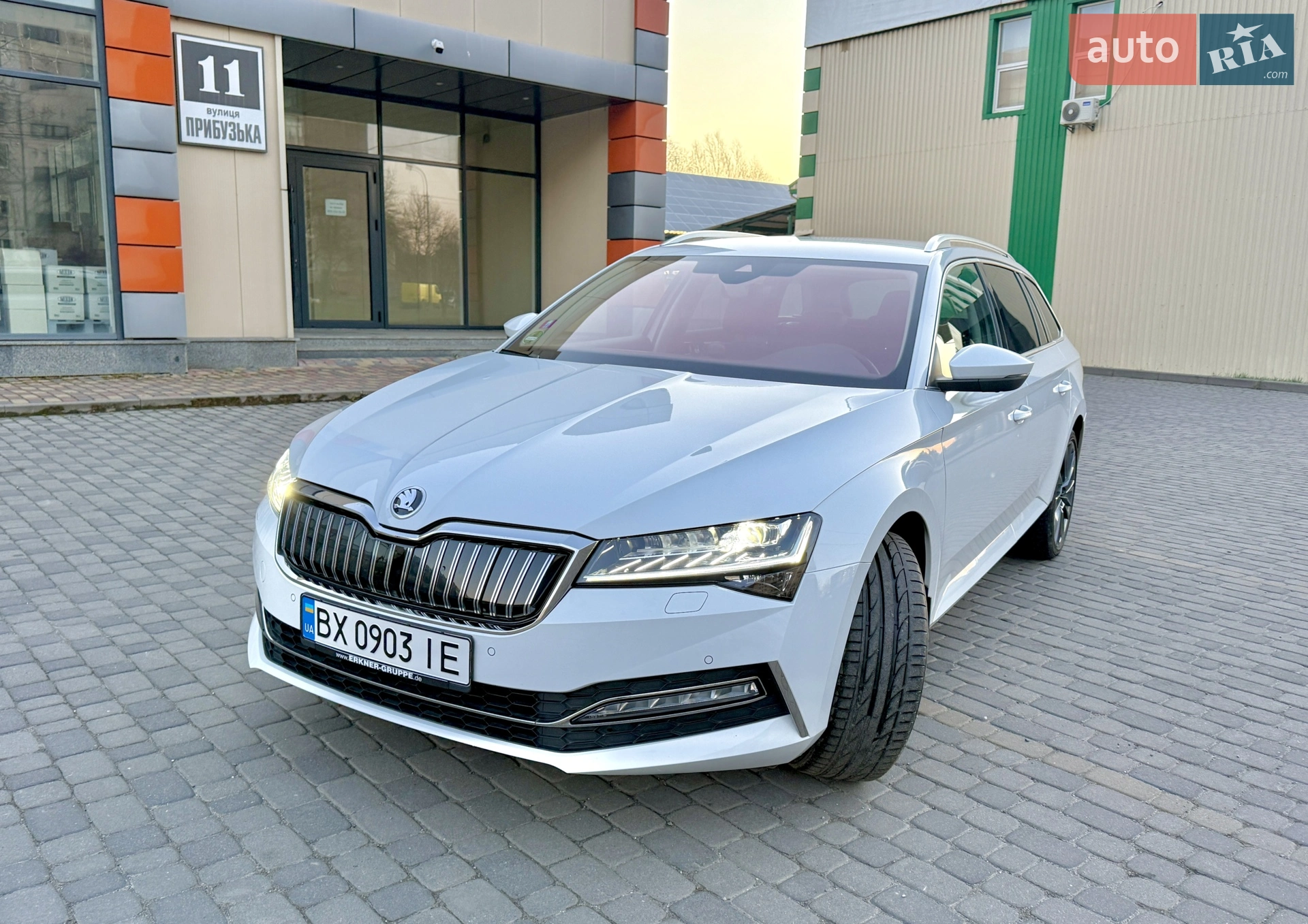 2020 Skoda Superb - фото 1