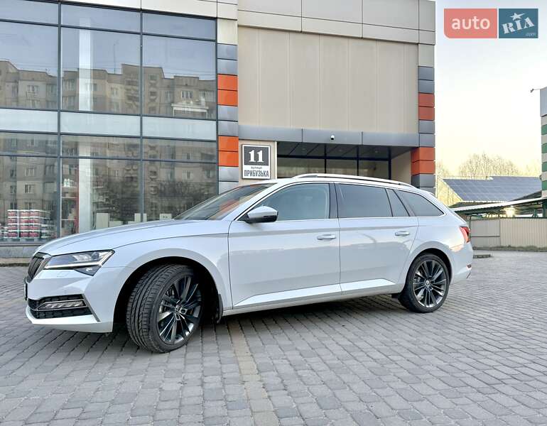 Універсал Skoda Superb 2020 в Хмельницькому