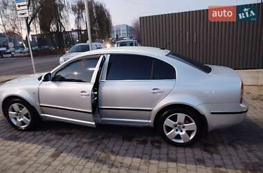 Лифтбек Skoda Superb 2007 в 