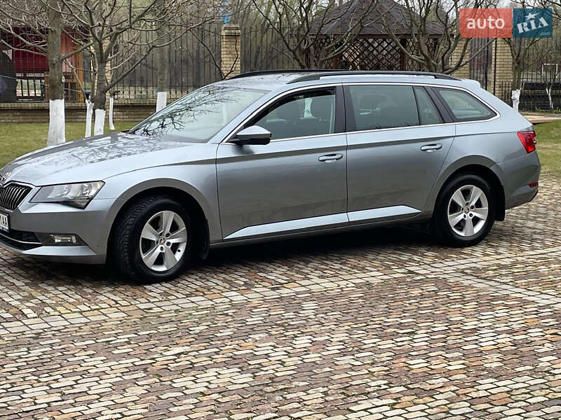 Універсал Skoda Superb 2017 в 