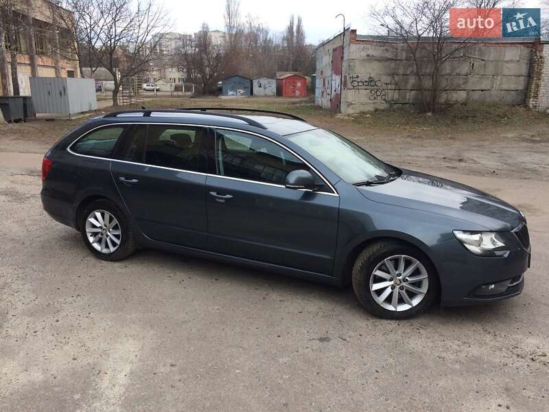 Универсал Skoda Superb 2014 в 