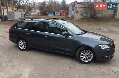Универсал Skoda Superb 2014 в 