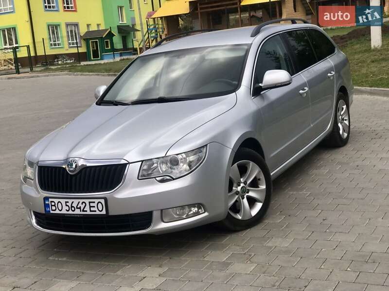 Универсал Skoda Superb 2013 в 