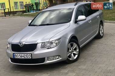 Универсал Skoda Superb 2013 в 