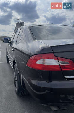Ліфтбек Skoda Superb 2012 в 