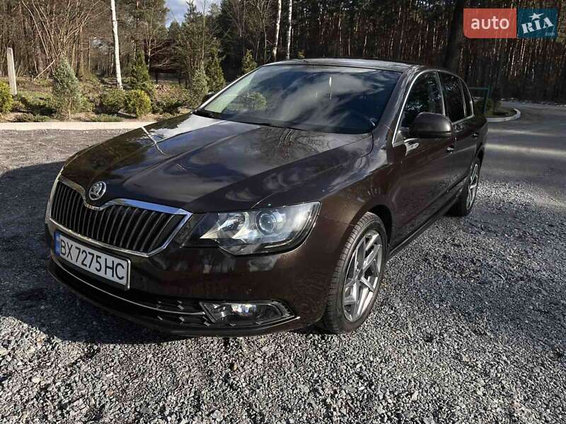 Ліфтбек Skoda Superb 2013 в Славуті