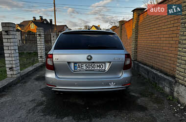 Універсал Skoda Superb 2010 в 