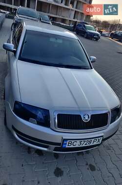 Лифтбек Skoda Superb 2006 в 